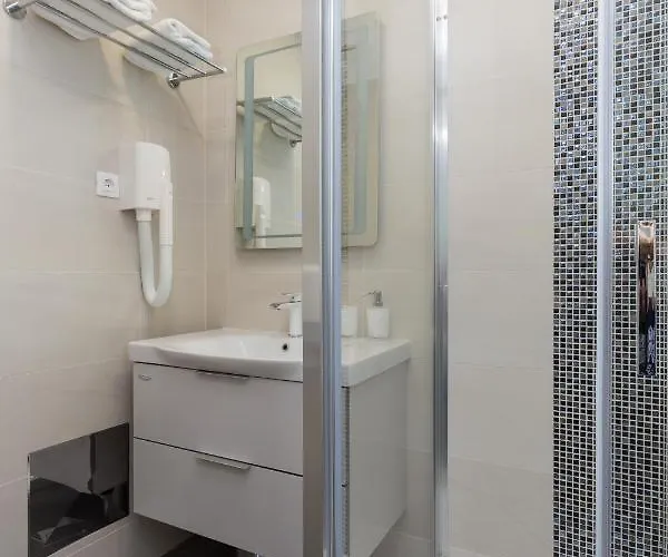 H&d * Ντουμπρόβνικ